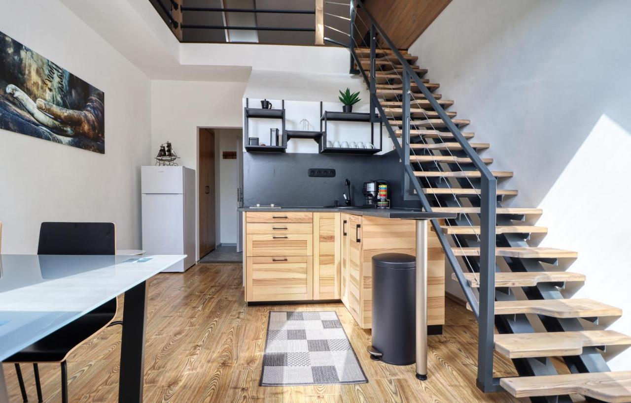 Zenloft Apartman Eger Extérieur photo